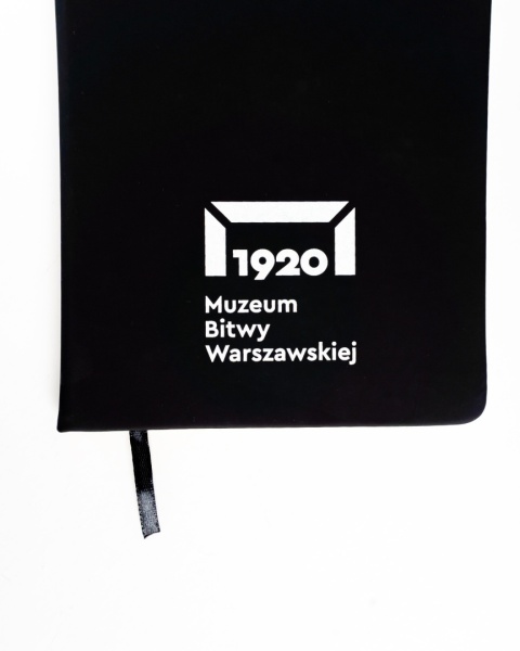 Notes format A5 z logo Muzeum Bitwy Warszawskiej 1920 roku
